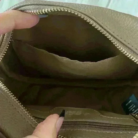 Bebe Tan Handbag Crossbody - New - Picture 4 of 7